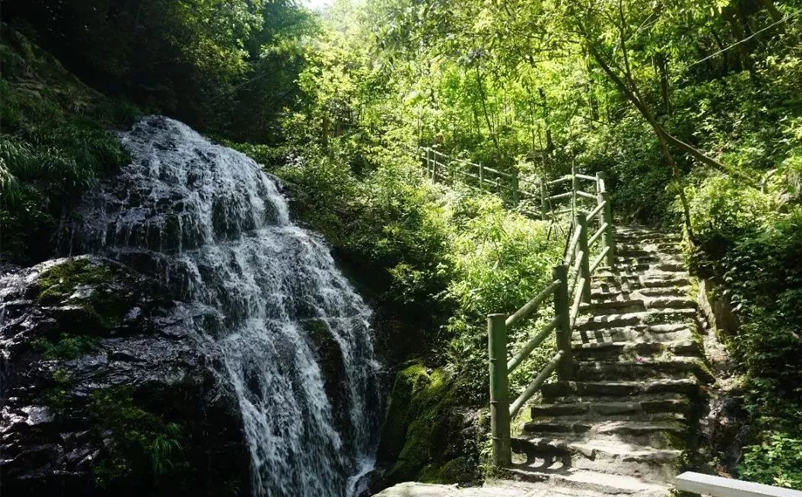 西溪磐石大峡谷景区 西溪磐石大峡谷景区