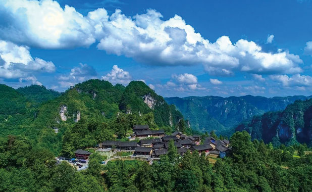 易景通为十八洞村景区提供智慧电子雷竞技进去都是彩票